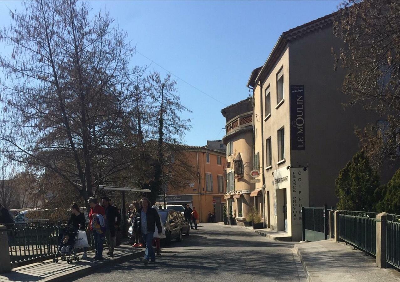 Ferienwohnung La Tour Bouigas LʼIsle-sur-la-Sorgue Exterior foto